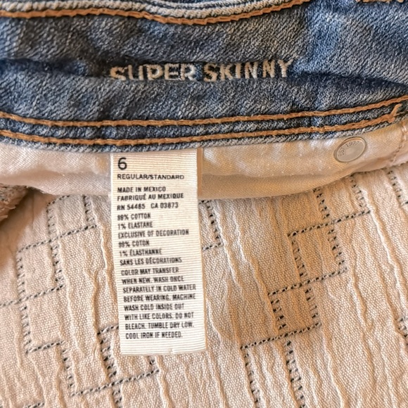 American Eagle Outfitters Distressed Denim Super Skinny Jeans - Picture 7 of 7